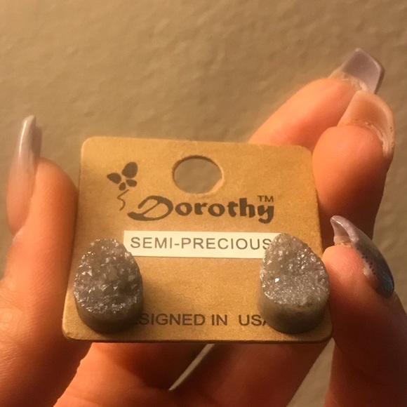 Oval Druzy Stud Earrings - Metallic Grey - Picture 3 of 6